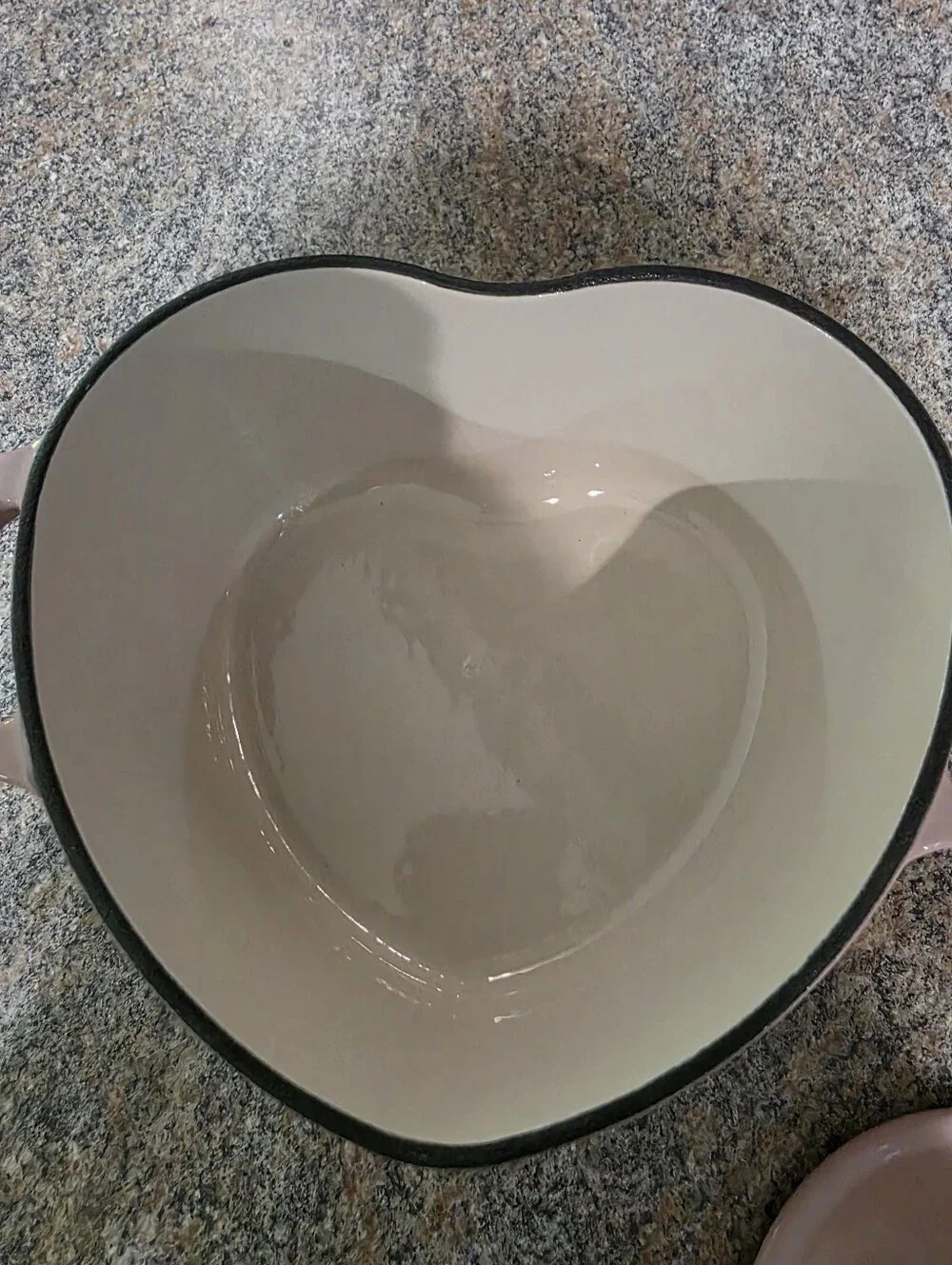 New Never Used Paris Hilton Dutch Oven
